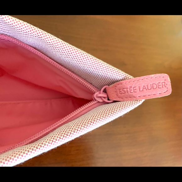 Set of two make-up cosmetic bags pink faux leather/fabric bag & shiny fllowers - Picture 2 of 6